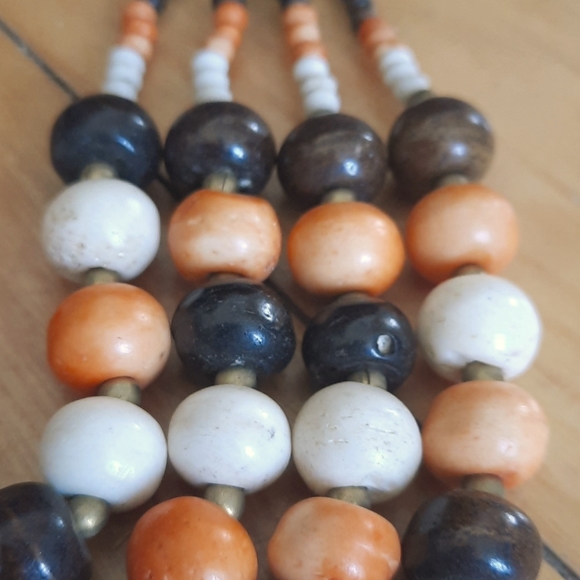 VINTAGE BONE BEAD NECKLACE - Picture 5 of 6